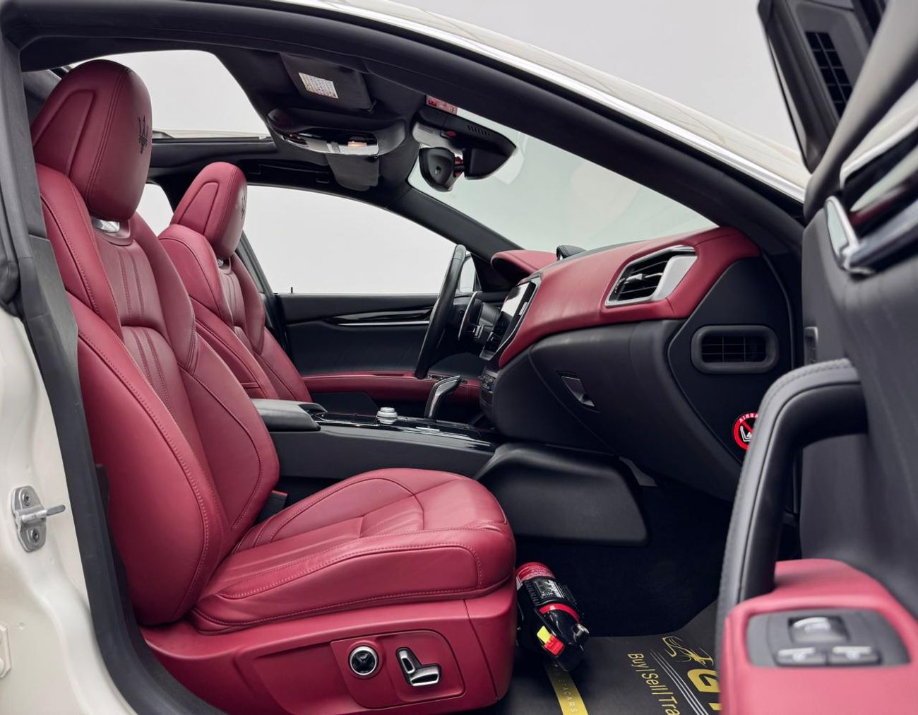 Maserati Ghibli Modena 3.0L 2022 Maserati Ghibli Modena, Maserati Service History, 1 Year Warranty, GCC