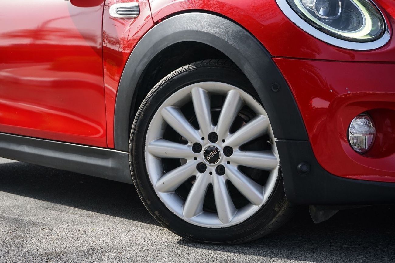 Mini Cooper Std 1.5L (4 Seater)