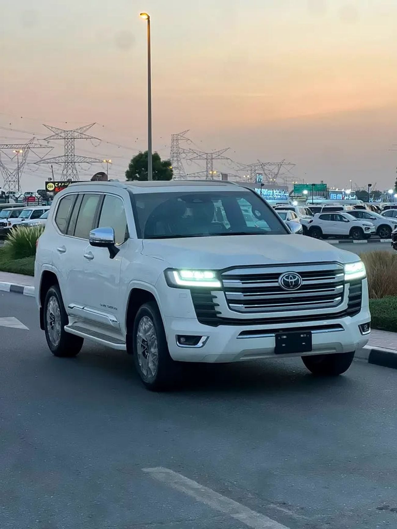 تويوتا لاند كروزر VX LAND CRUSIER VX 3.5L V6 GCC