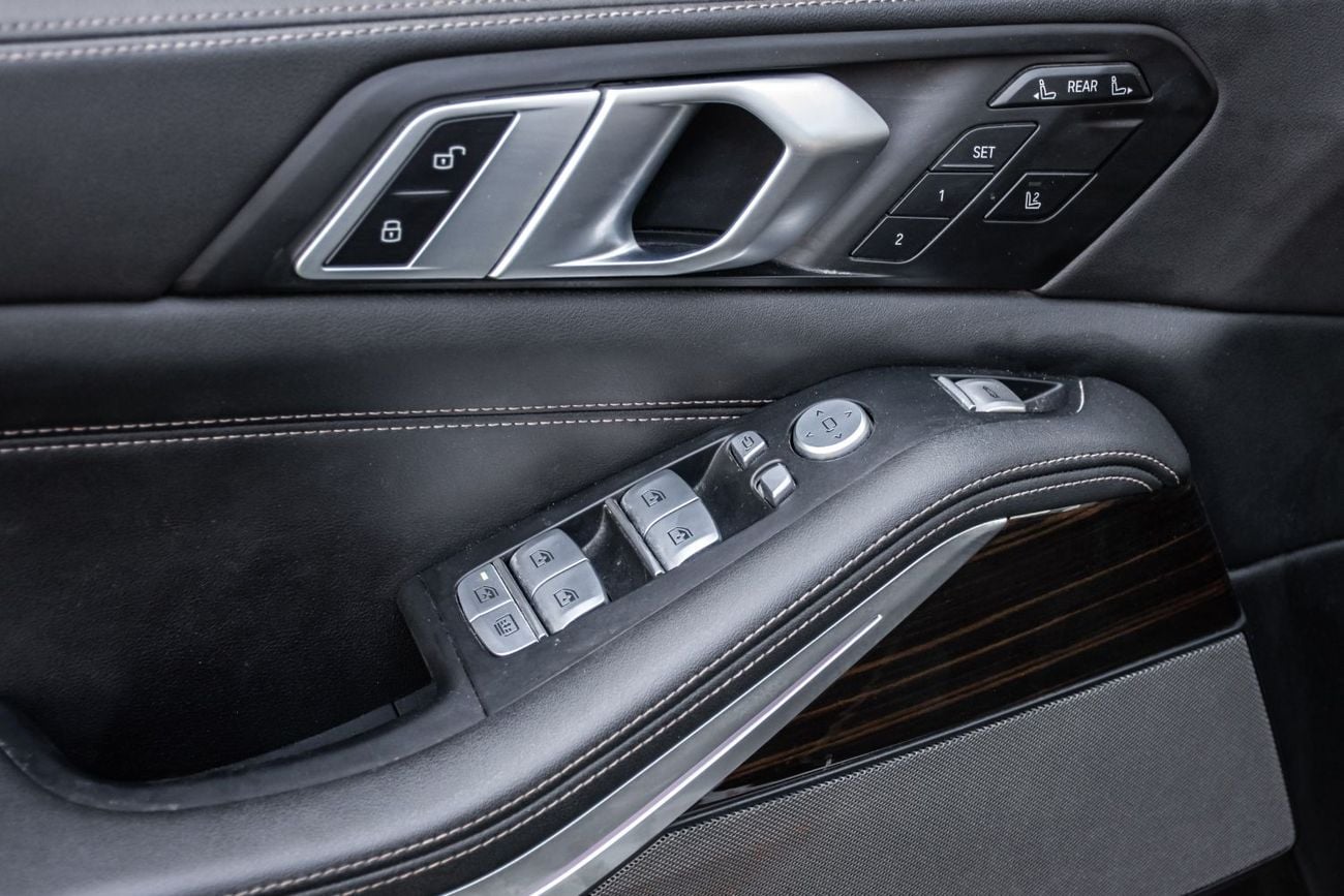 BMW X7 XDRIVE40I DESIGN PURE EXCELLENCE