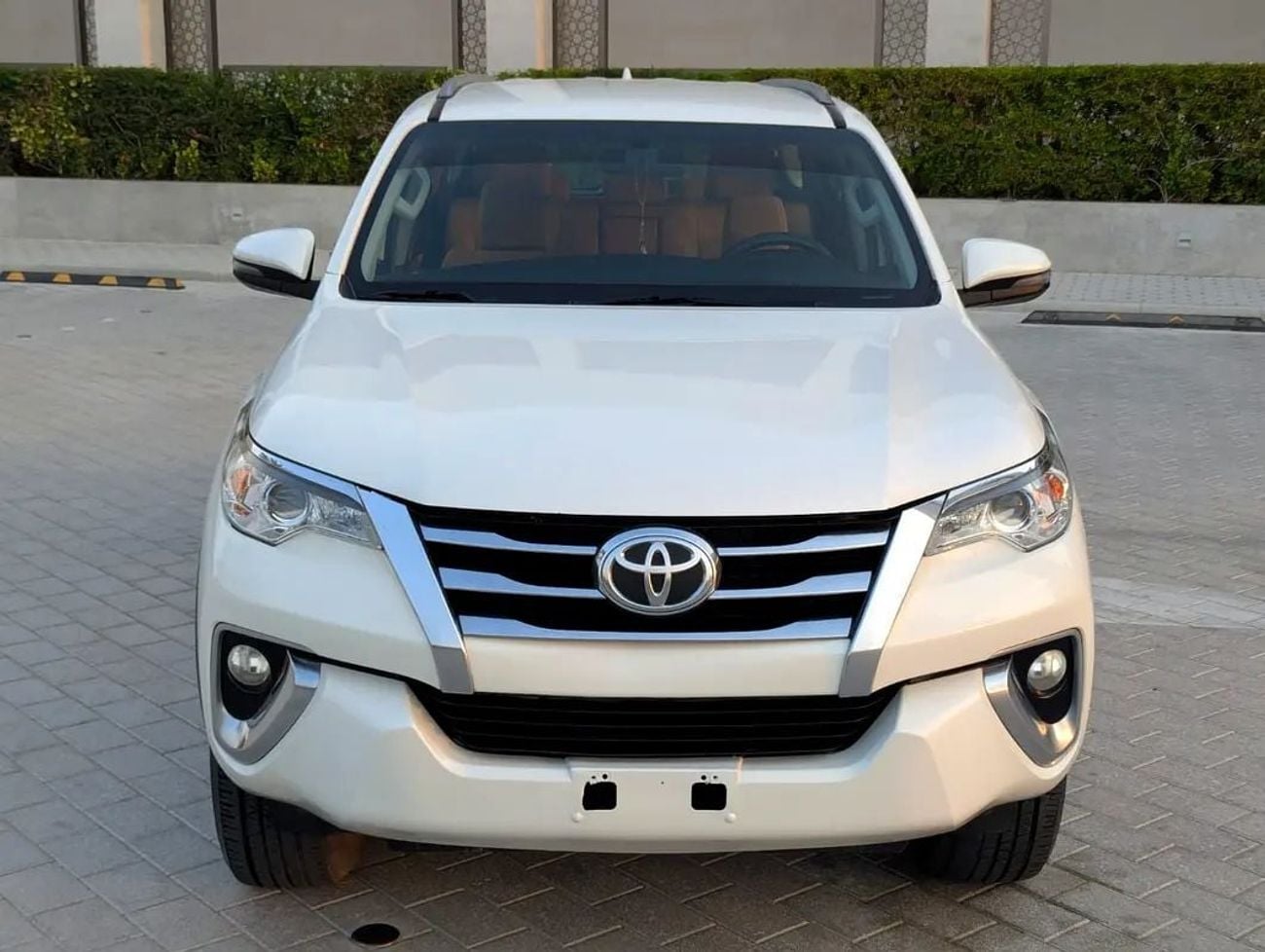 Toyota Fortuner EXR 4x4 V4 2.7L GCC Specs Interior and Exterior Excellent Condition