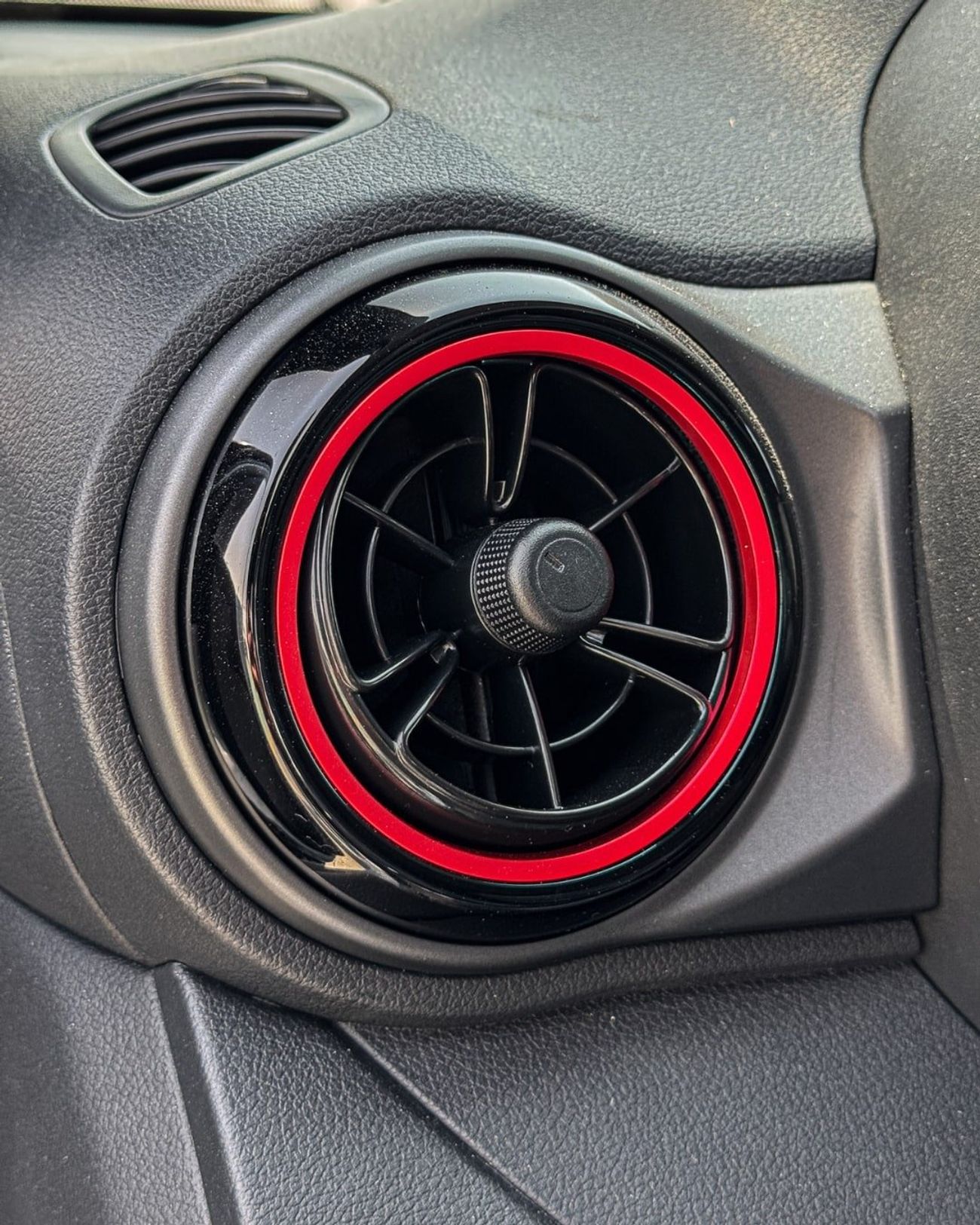 هيونداي جراند i10 GRAND I10 (HATCHBACK ) 1.2L SILVER COLOR - BASIC