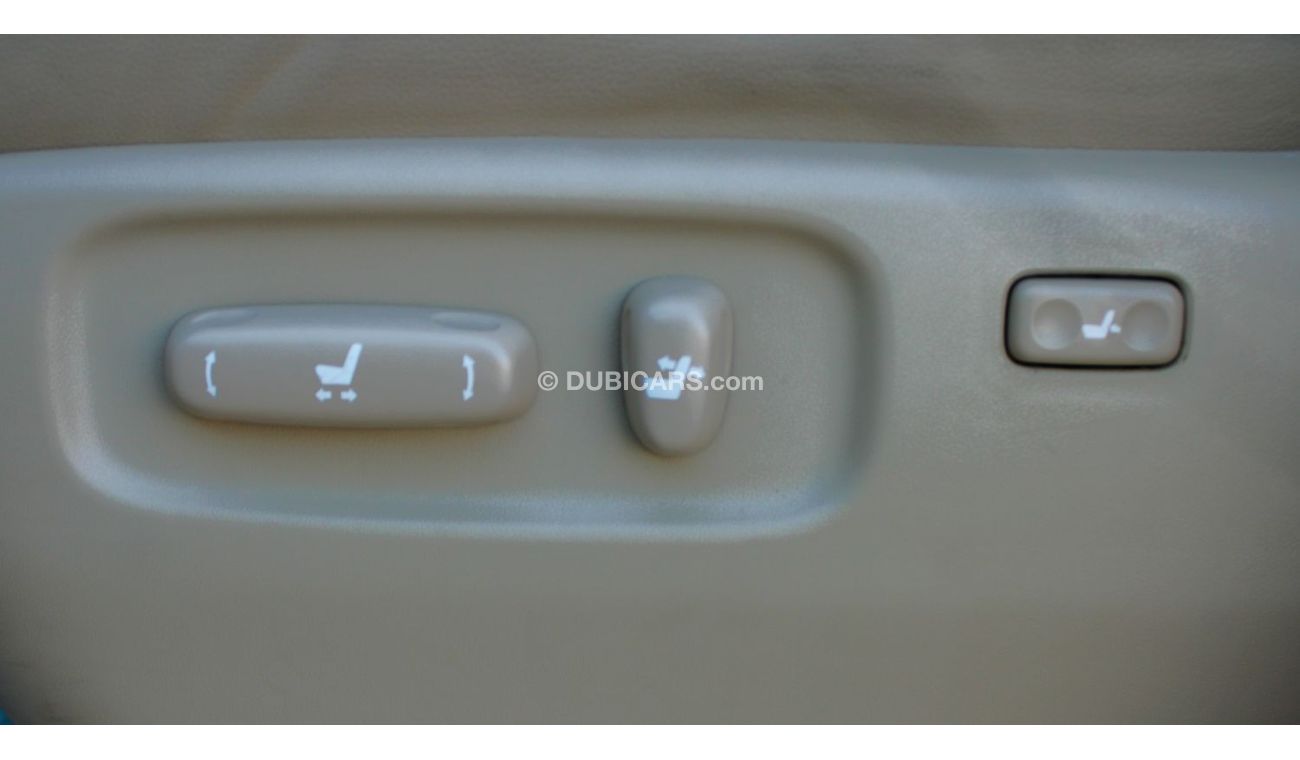 Toyota Land Cruiser GXR