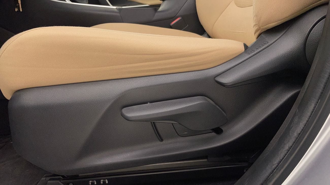 تويوتا راف ٤ EX 2.5 | بدون دفعة مقدمة | اختبار القيادة في المنزل