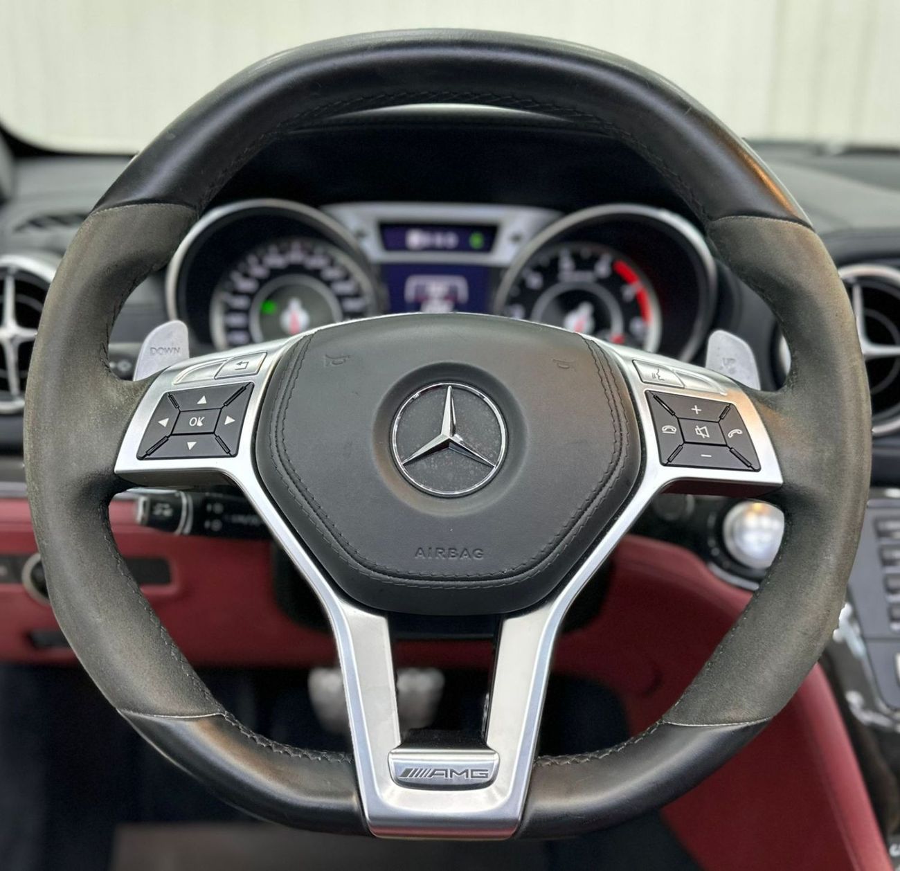 Mercedes-Benz SL 63 AMG Std 2015 Mercedes SL63, Full Gargash Service History, GCC