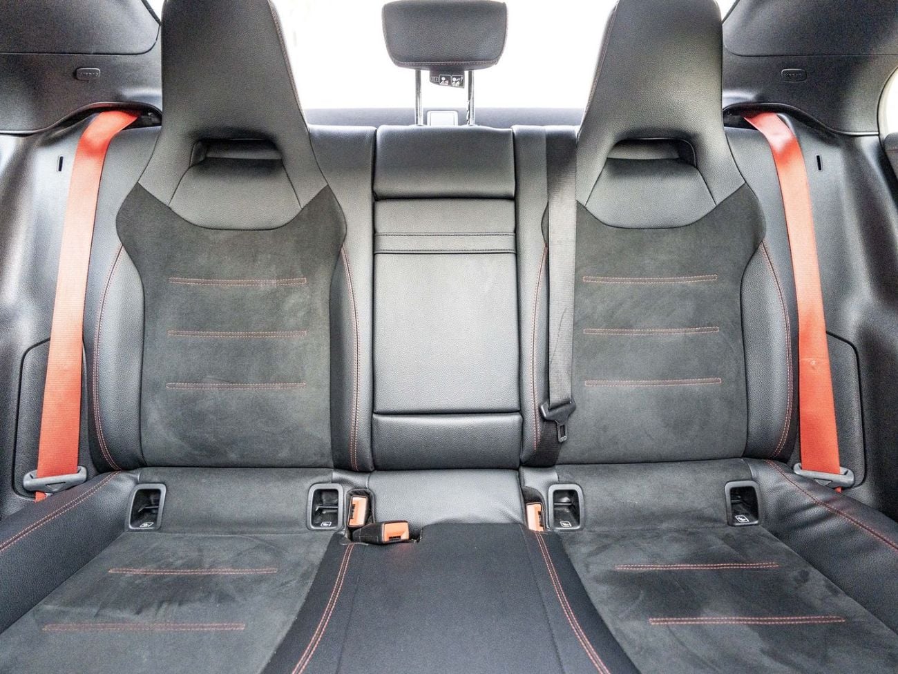 Mercedes Benz CLA 45 AMG STD