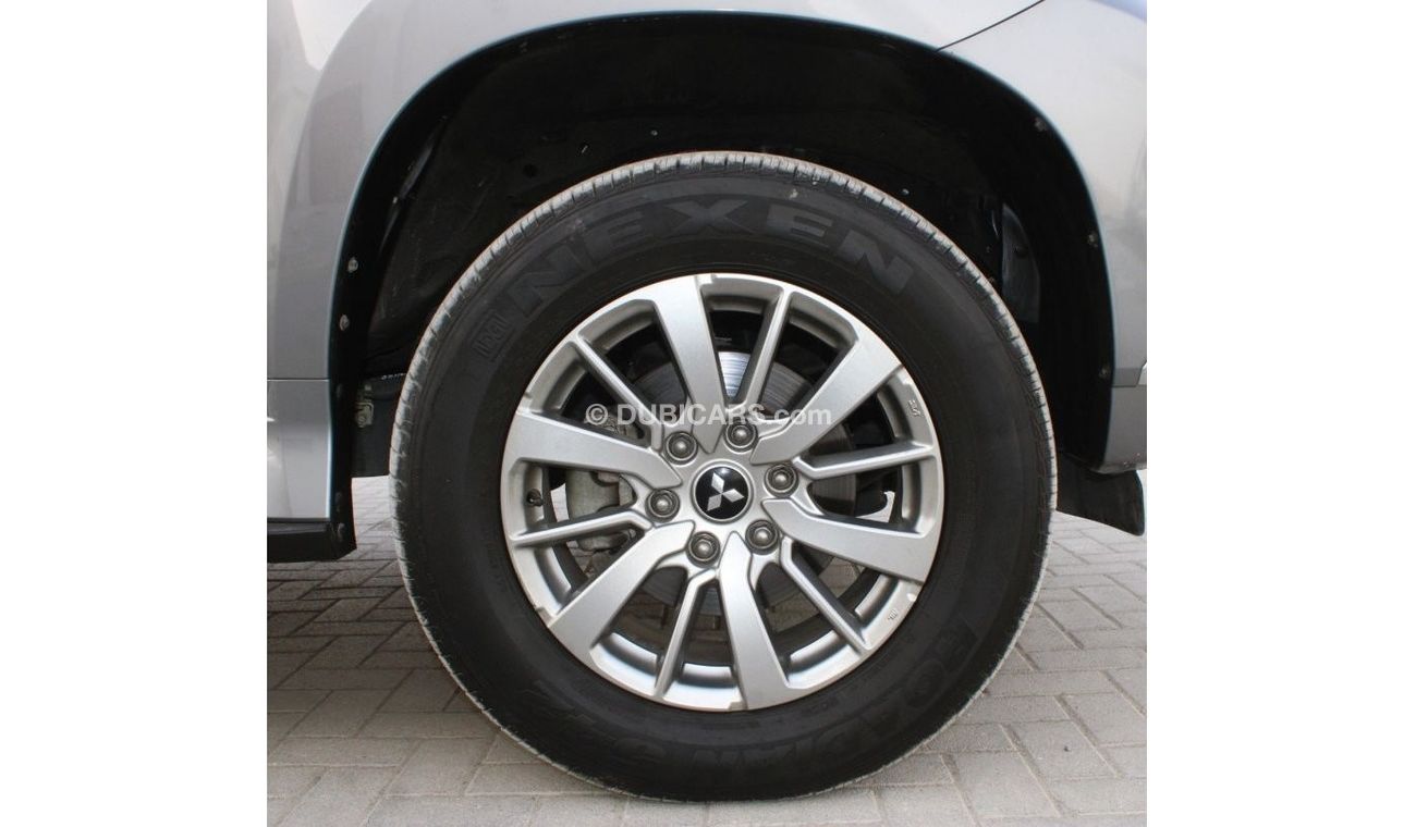 Mitsubishi Montero Mitsubishi Montero sport 2019 gray GCC excellent condition without accident