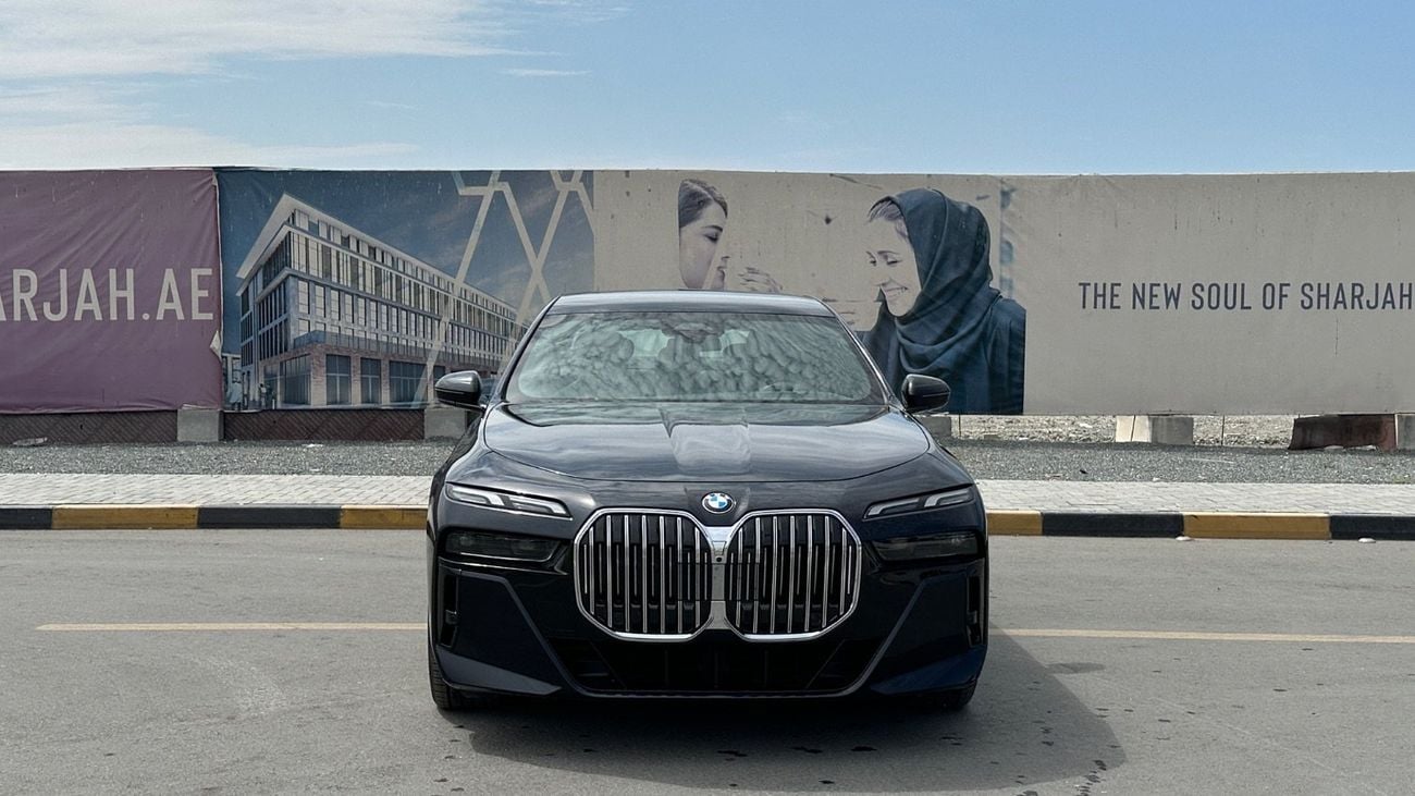بي أم دبليو 740i 3.0L, V6