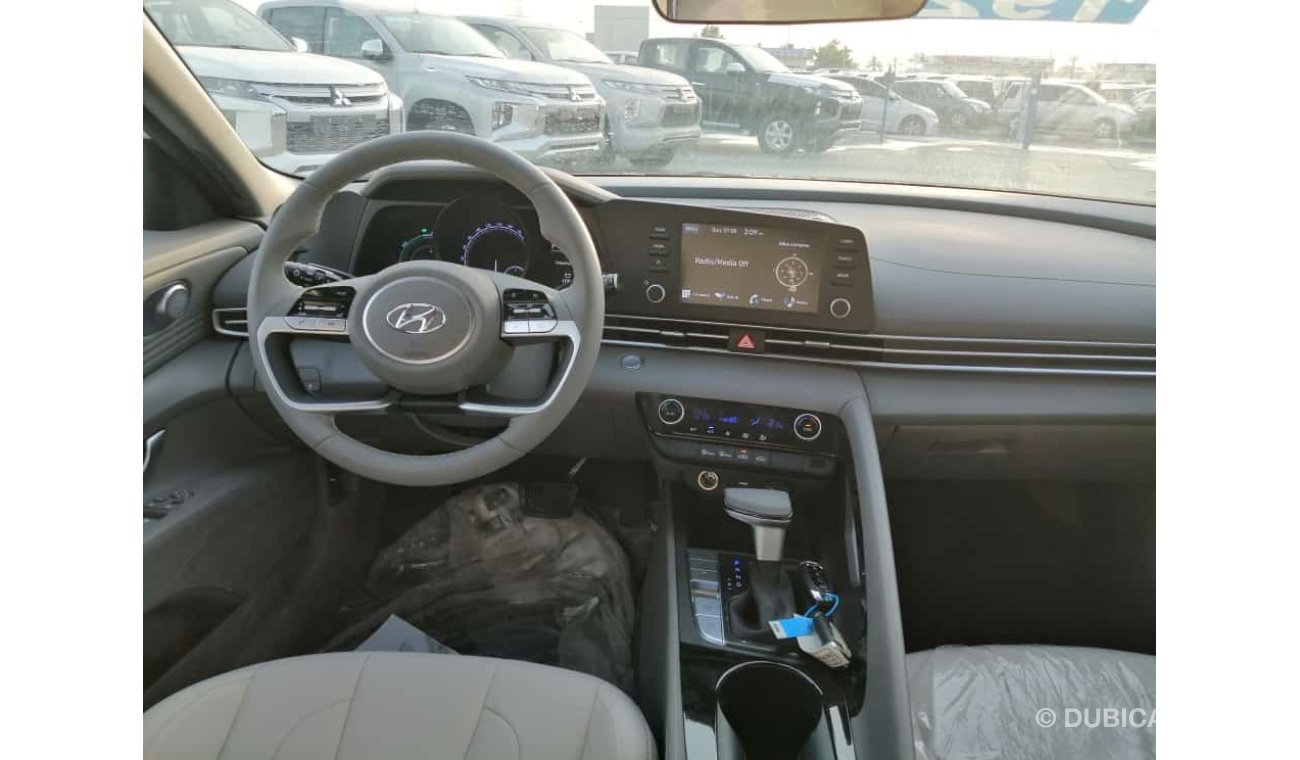 Hyundai Elantra 1.6 hybrid  2023 model
