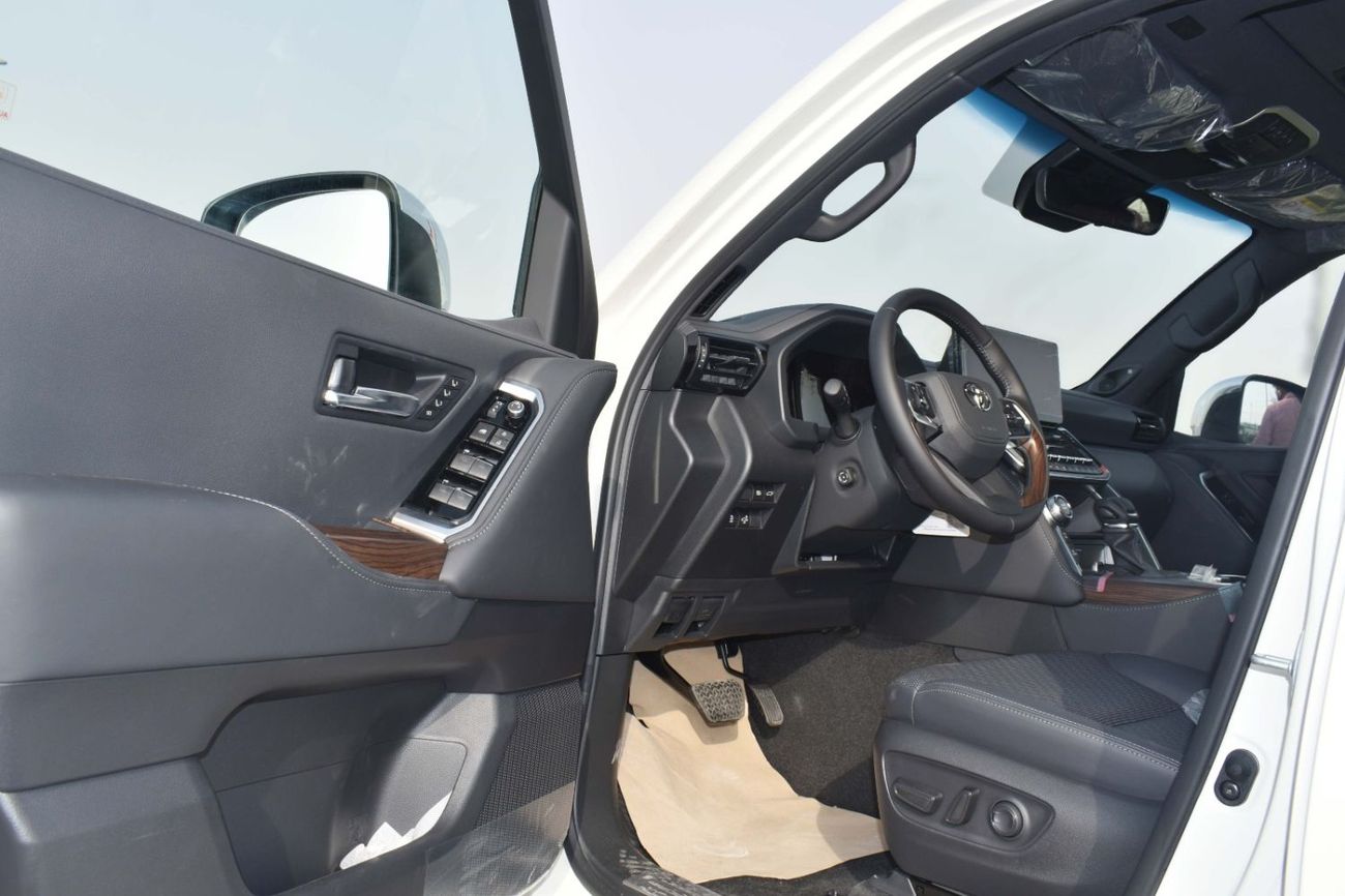 Toyota Land Cruiser VX HYBRID