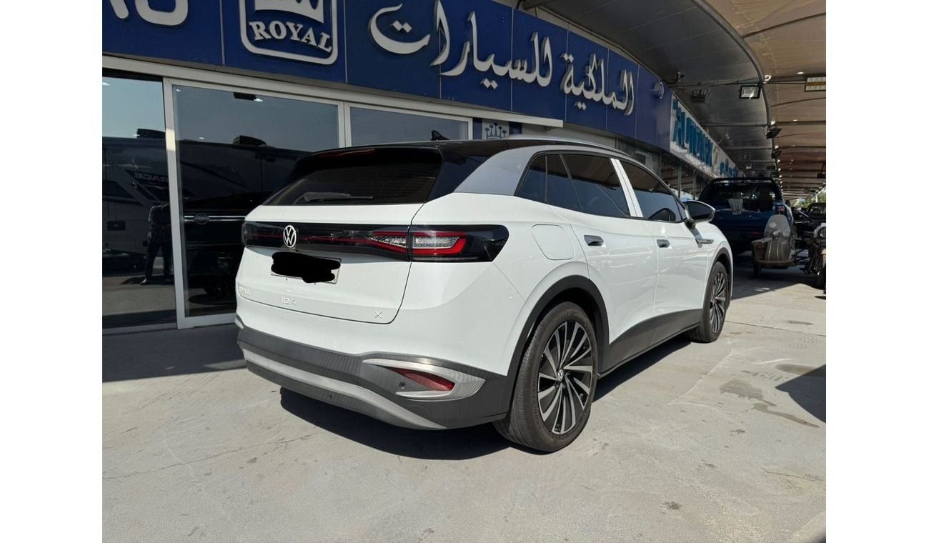 فولكس واجن ID.4 NEAT AND CLEAN LESS KILOMETER