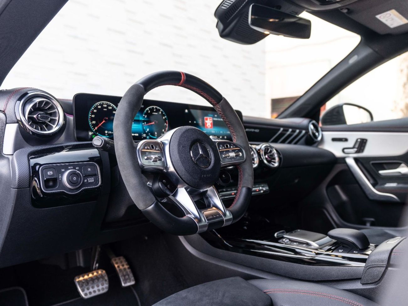 مرسيدس بنز CLA 35 AMG Std 2.0L