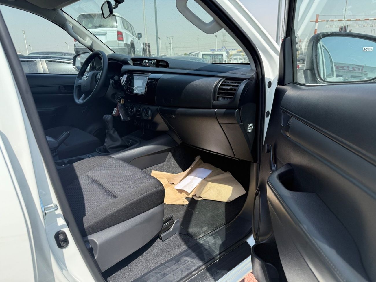 تويوتا هيلوكس GLX Long 2.4L