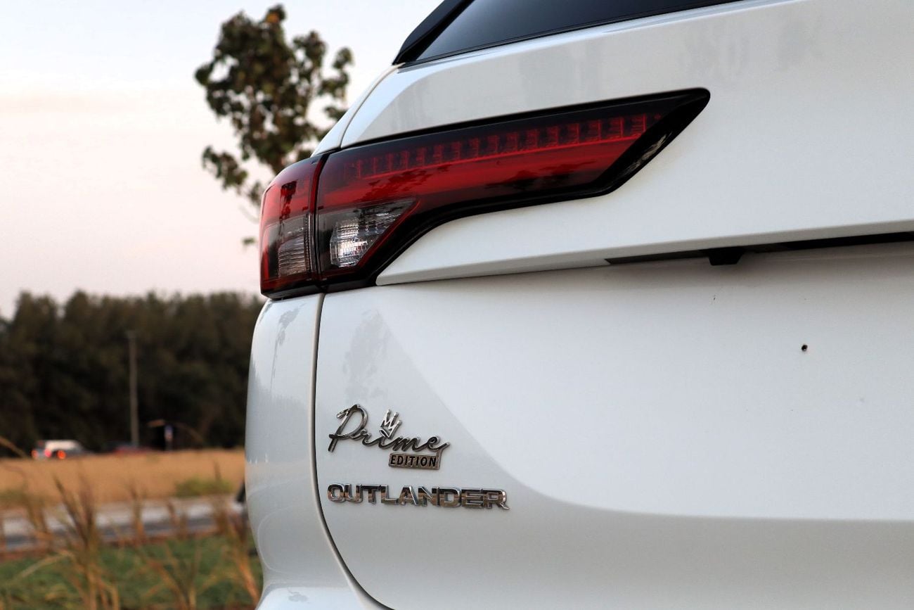 Mitsubishi Outlander PREMIUM LAUNCH EDITION