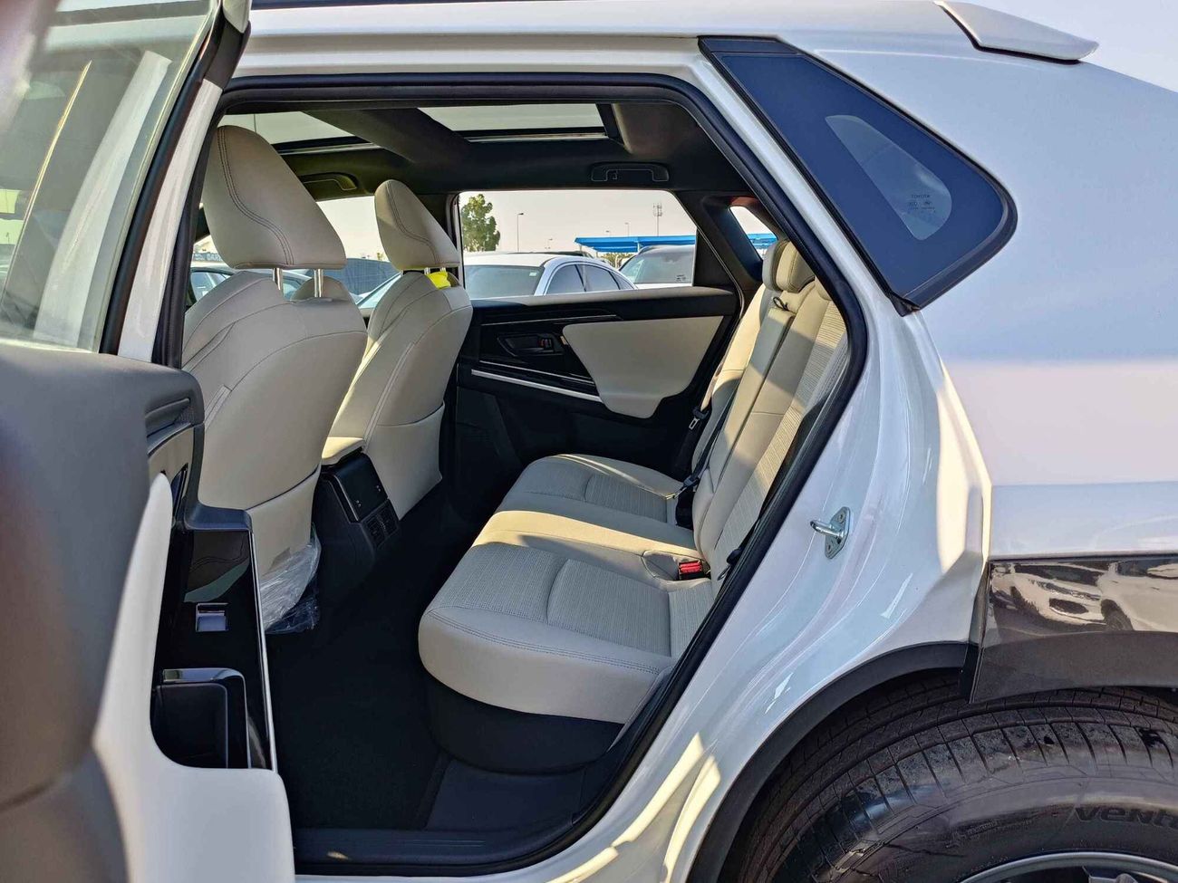 Toyota bZ4X LONG RANGE PRO / SUNROOF / 360* CAMERA / ELECTRIC CAR (CODE #  67940)