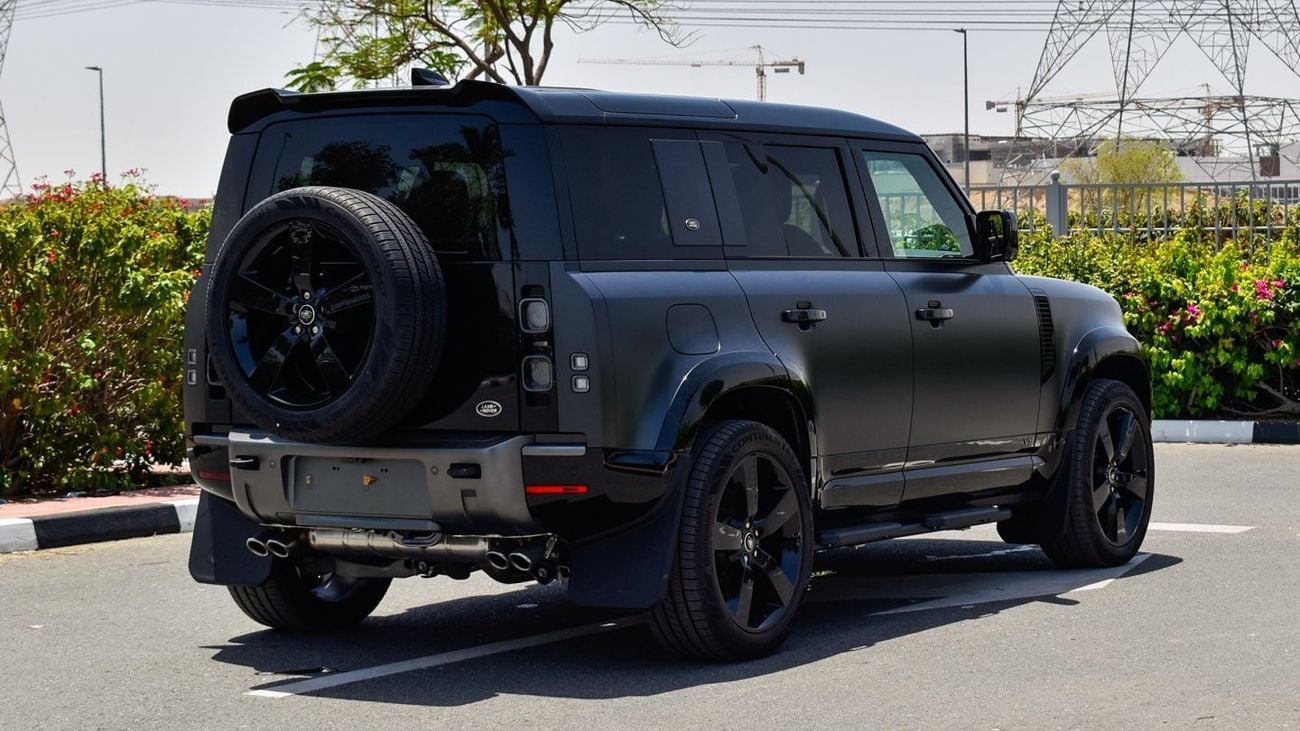 لاند روفر ديفندر V8