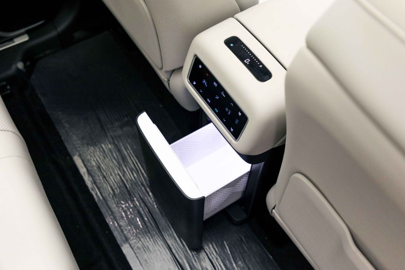 BYD Tang L Flagship- White Inside Black and Grey | Export Only