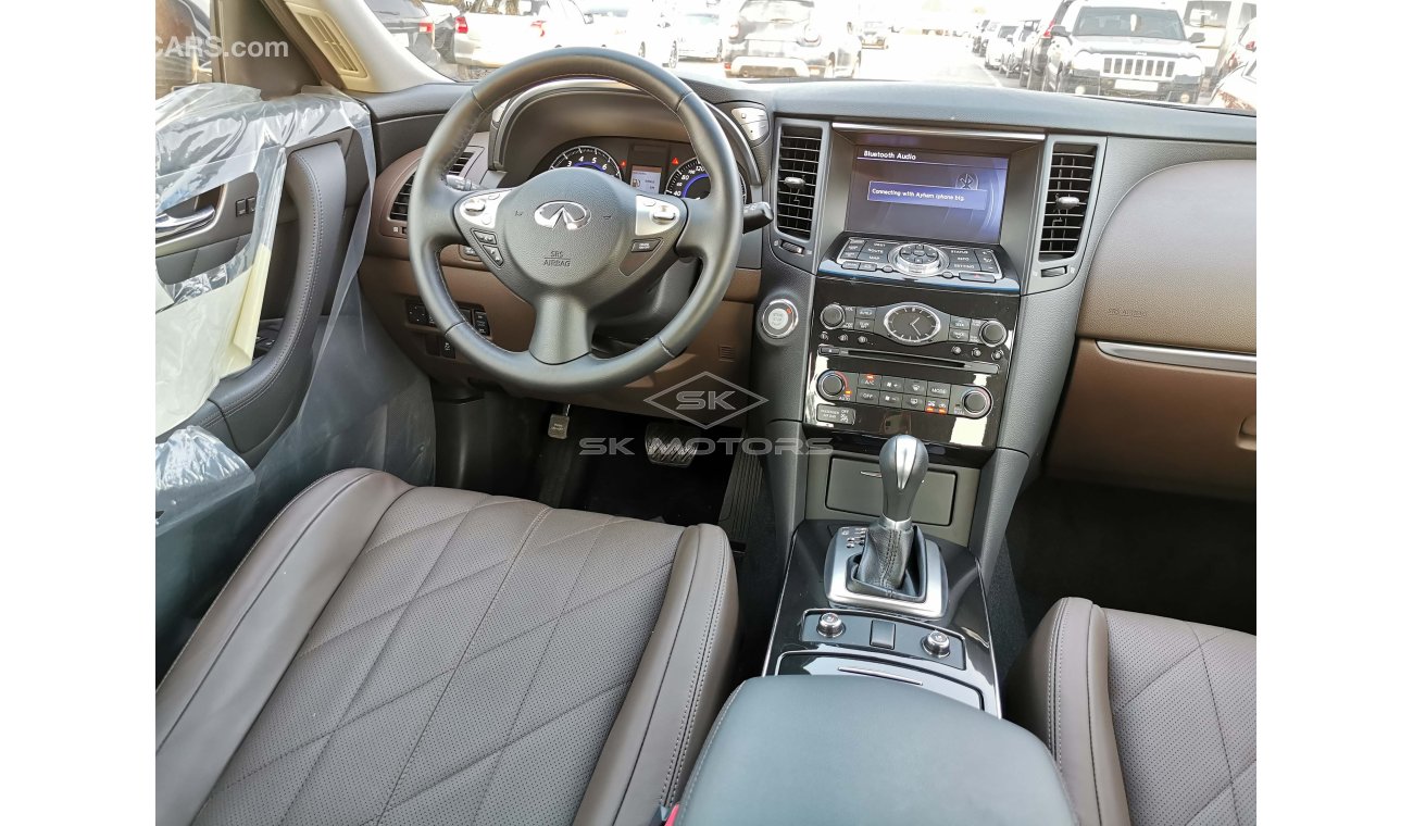 إنفينيتي Q70 3.7L, 20" Rims, DRL LED Headlights, Front Power Seats, Parking Sensors, Leather Seats (CODE # QX01)
