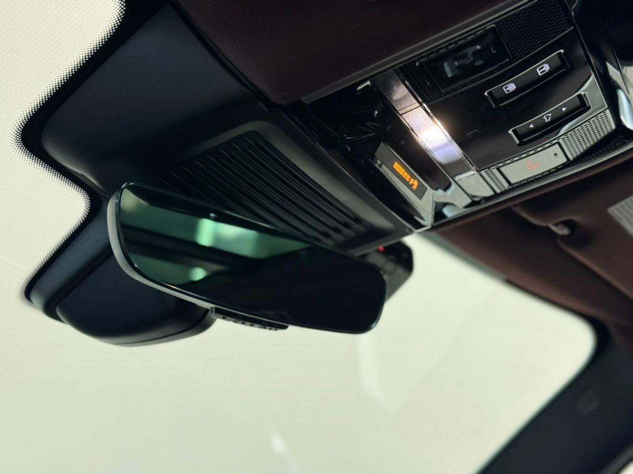 لاند روفر رينج روفر P530  SE