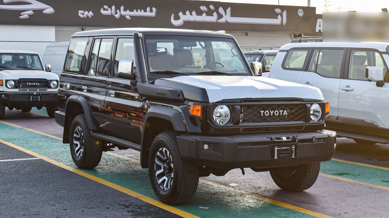 Toyota Land Cruiser 70 4.0L V6 A/T