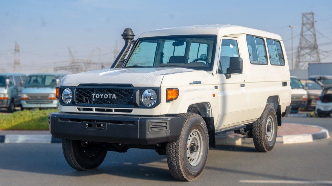 تويوتا لاند كروزر 70 Toyota Land Cruiser LC78 2025 2.8L Diesel 4WD 3 Doors