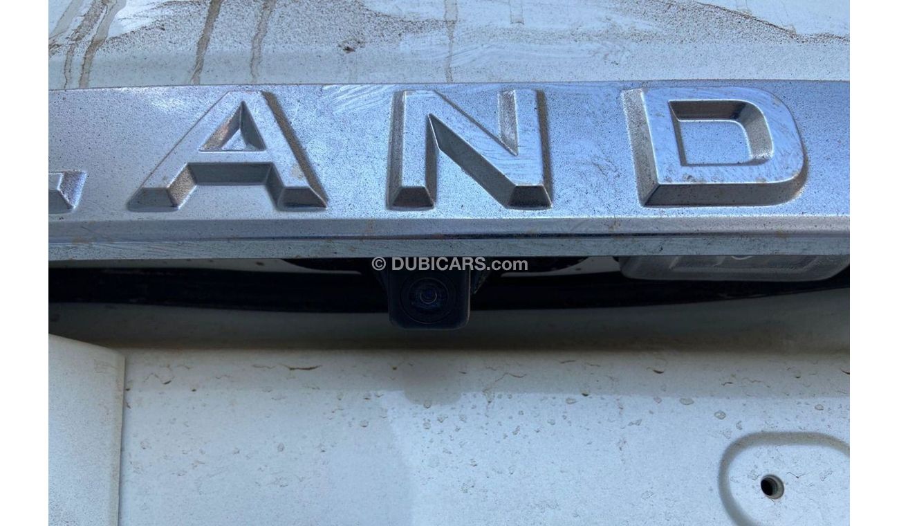 تويوتا لاند كروزر LAND CRUISER 4.6L WINCH 10 AIRBAGS, .SUNROOF. REMOTE ENGINE STARTER. REAR DVD FOR EXPORT ONLY
