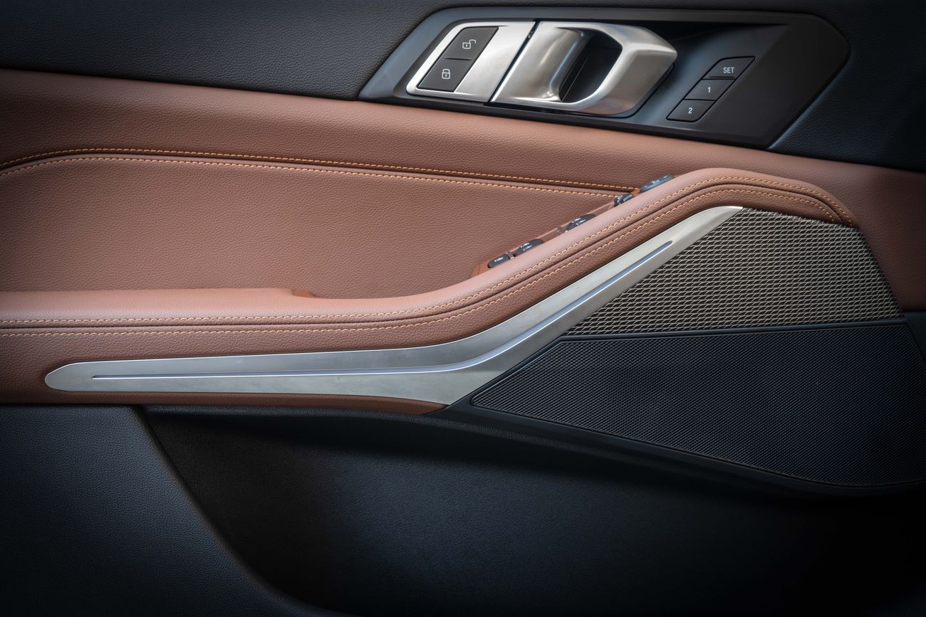 BMW X5 40i Mkit X-Drive | 4,698 P.M  | 0% Downpayment | Perfect Condition!