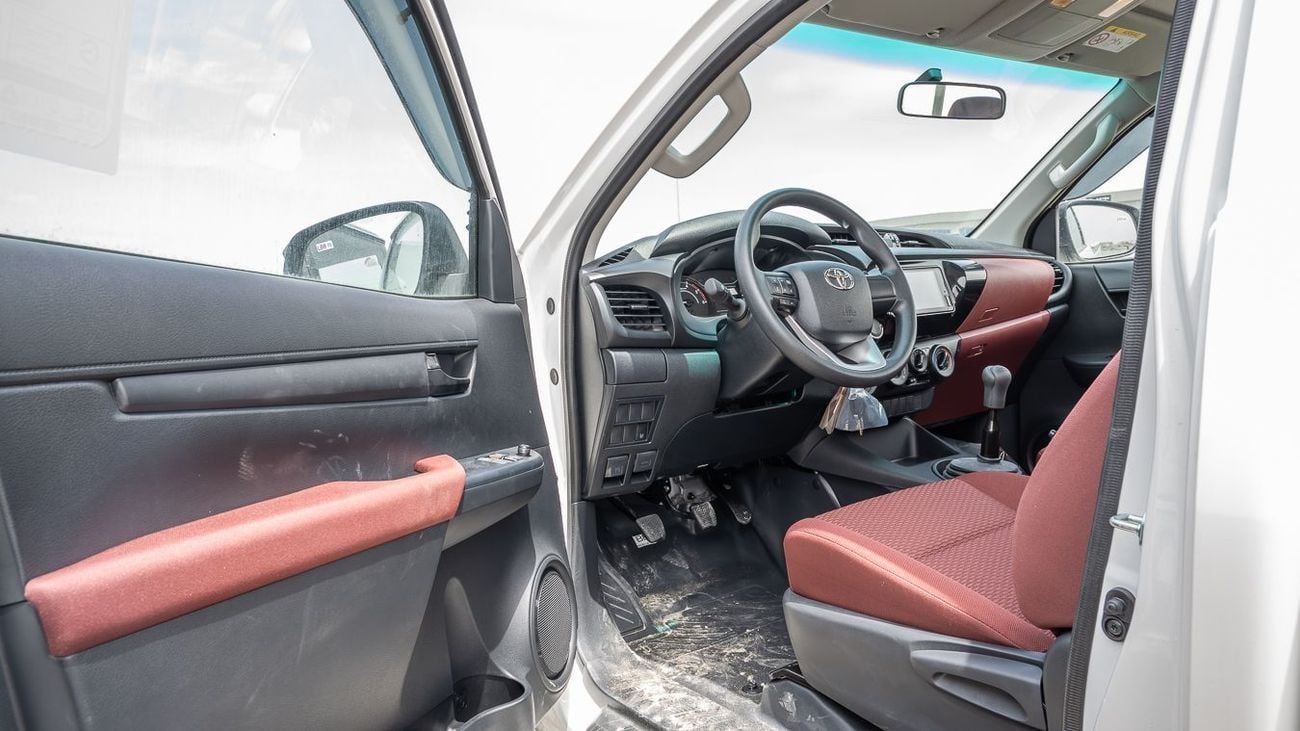 Toyota Hilux GL TOYOTA HILUX 2.4 SINGLE CABIN BASIC 4X4 MT -2026YM