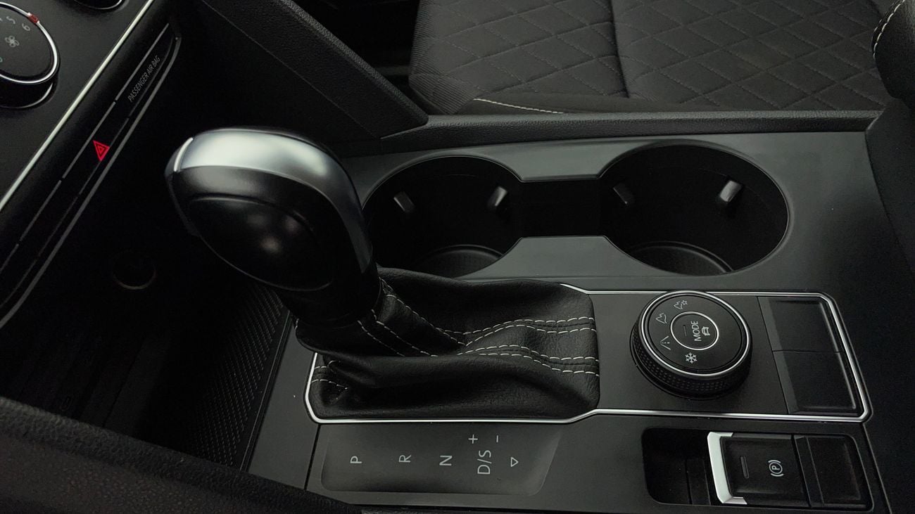 فولكس واجن تيرامونت TRENDLINE 3.6 | بدون دفعة مقدمة | اختبار القيادة في المنزل