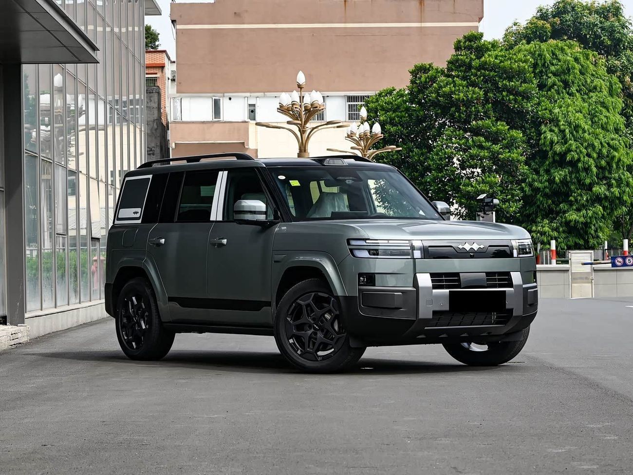 بي واي دي ليوبارد تيتانيوم 7 DM-i 190KM 4WD ULTRA EDITION | 2025 | Ready Stock Limited QTY | For Local Registration +10%