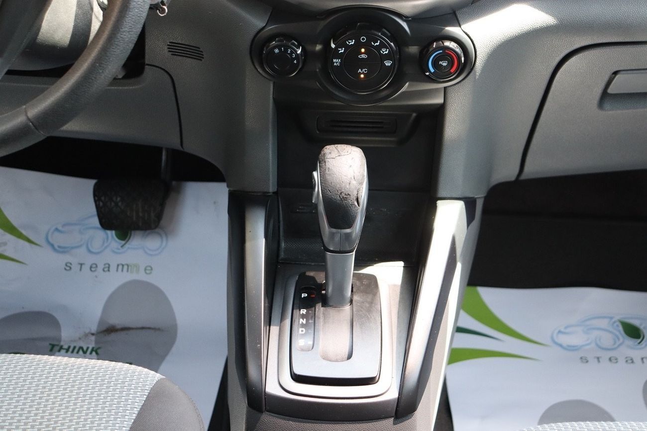 Ford EcoSport Ford Ecosport / 2015 / GCC / Free Accident / Only 79,000KM