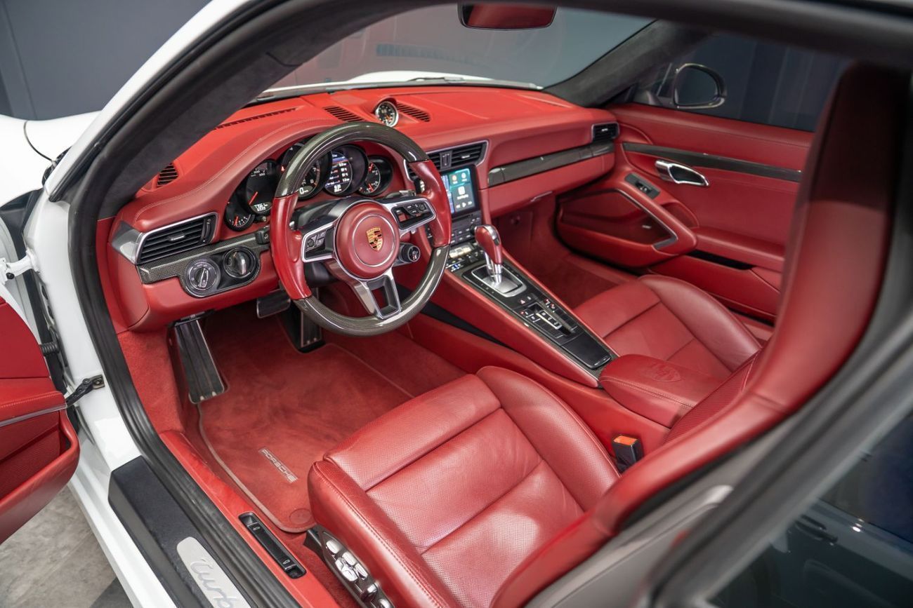 Porsche 911 8,725x48 • 20% DP • 2017 Porsche 911 Turbo 991.2 3.8L 540 BHP • Porsche Warranty December 2028 • GCC