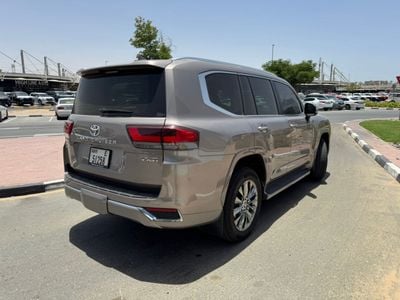 تويوتا لاند كروزر VXR