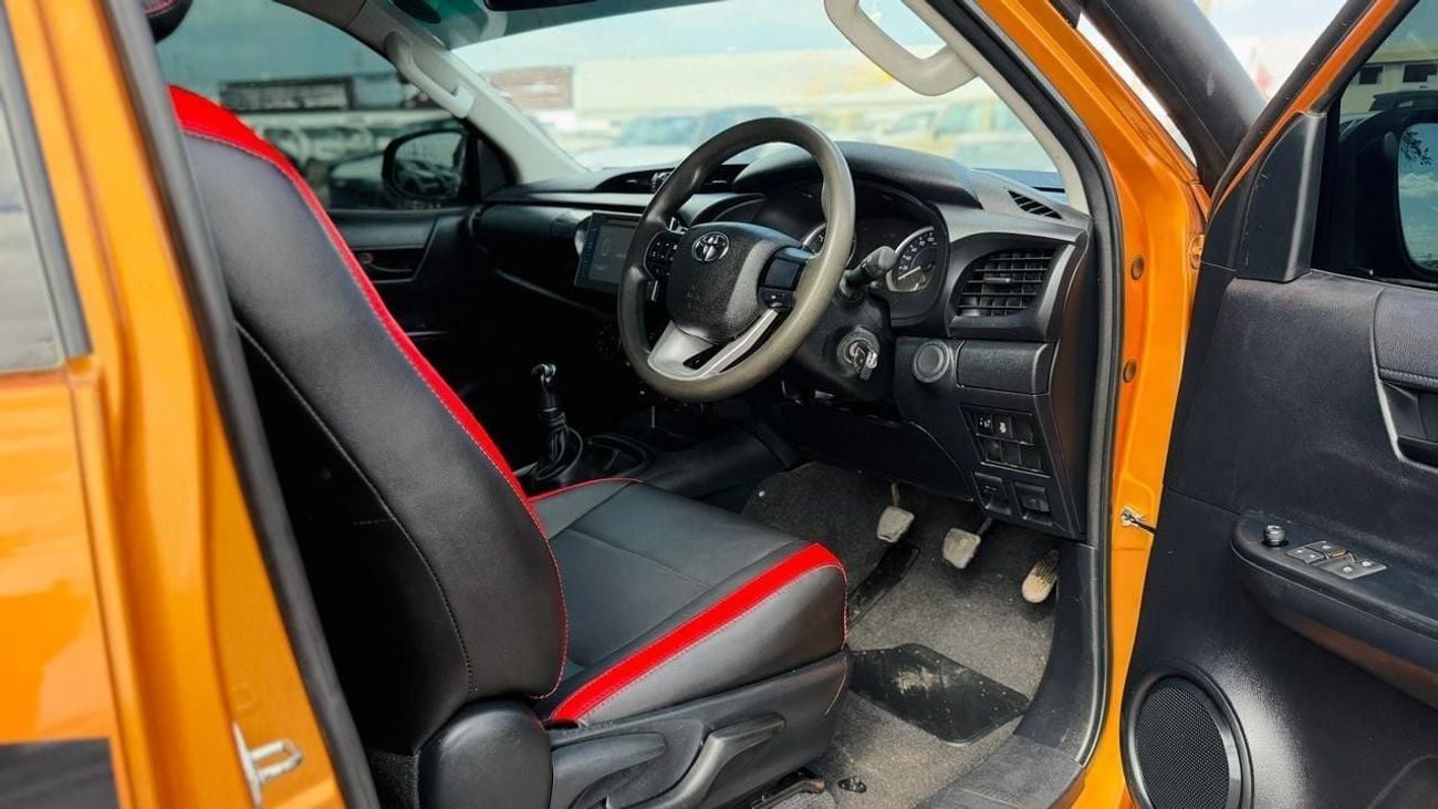 Toyota Hilux 2017 | 2.8L DIESEL | MANUAL TRANSMISSION | RIGHT-HAND-DRIVE | HEAVY BULL BAR WITH LED LIGHTS | AIR S