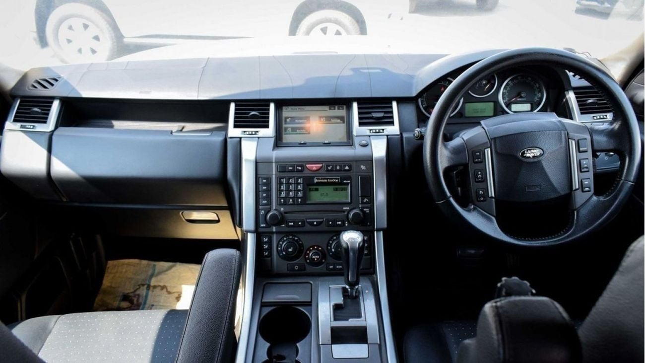 Land Rover Range Rover Sport Right hand drive petrol Auto HST sports full original no accidents 5.0 V8 petrol auto sold on as is