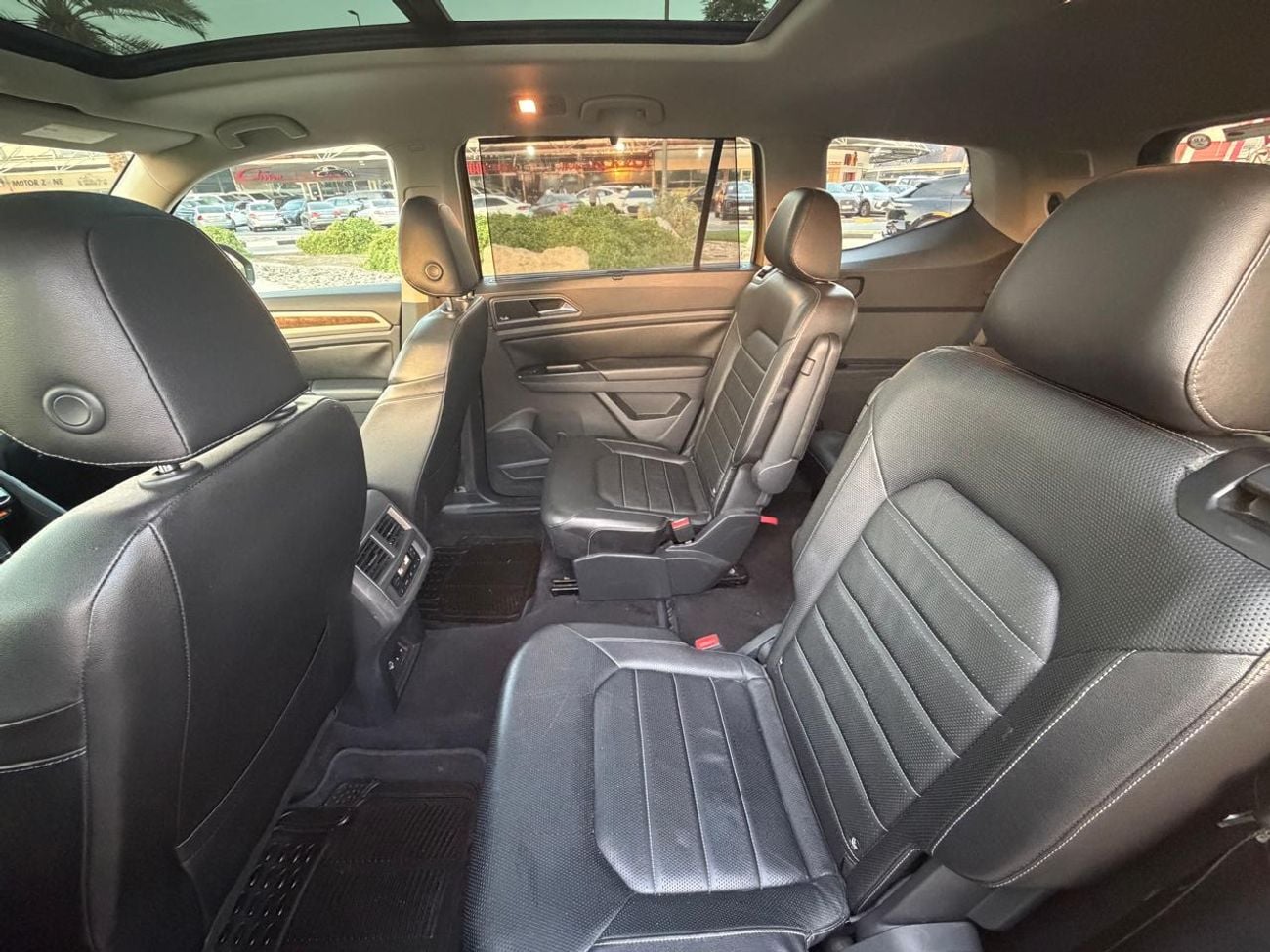 Volkswagen Teramont SEL VOLKS WAGEN TERAMONT SEL 2018 FULL OPTIONS PANORAMIC ROOF ORIGINAL PAINT 2 KEYS LIKE NEW