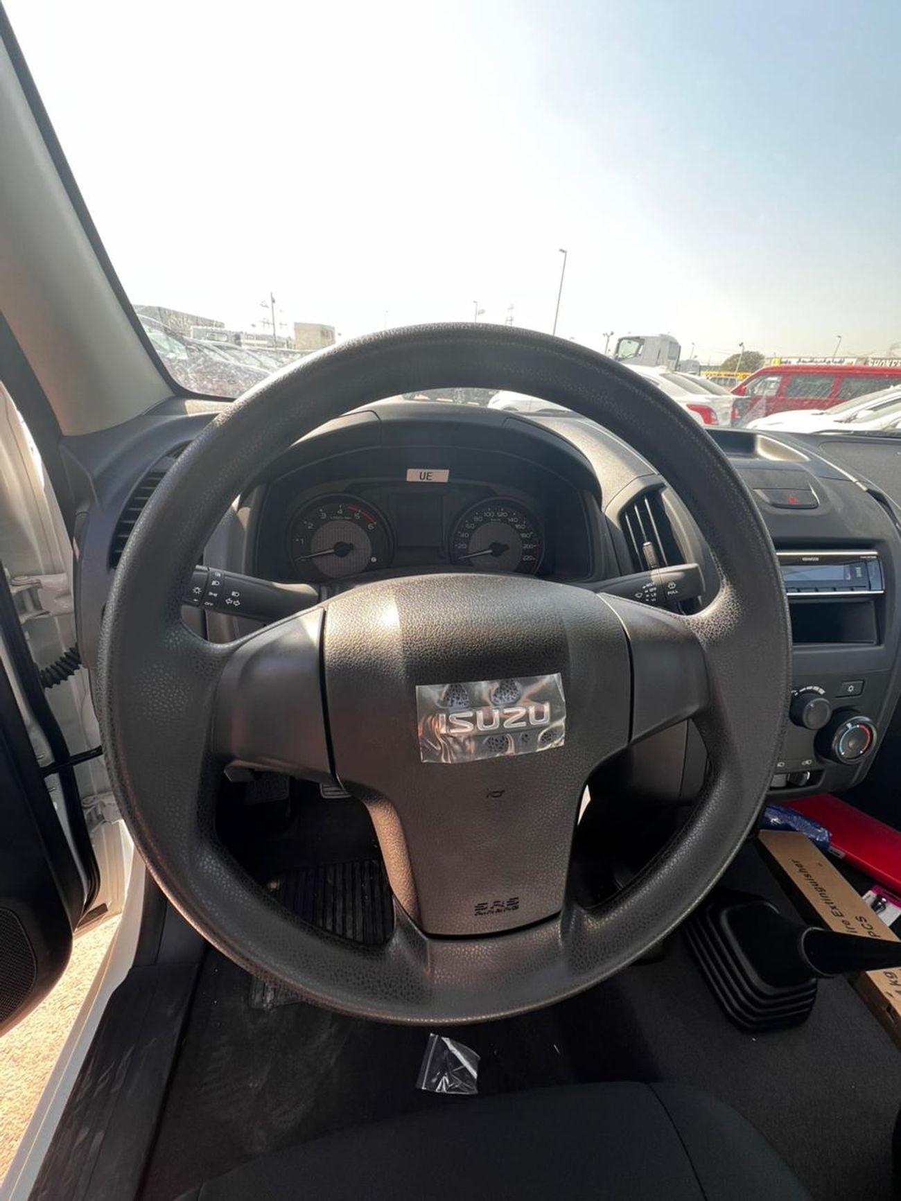 إيسوزو D ماكس STD
