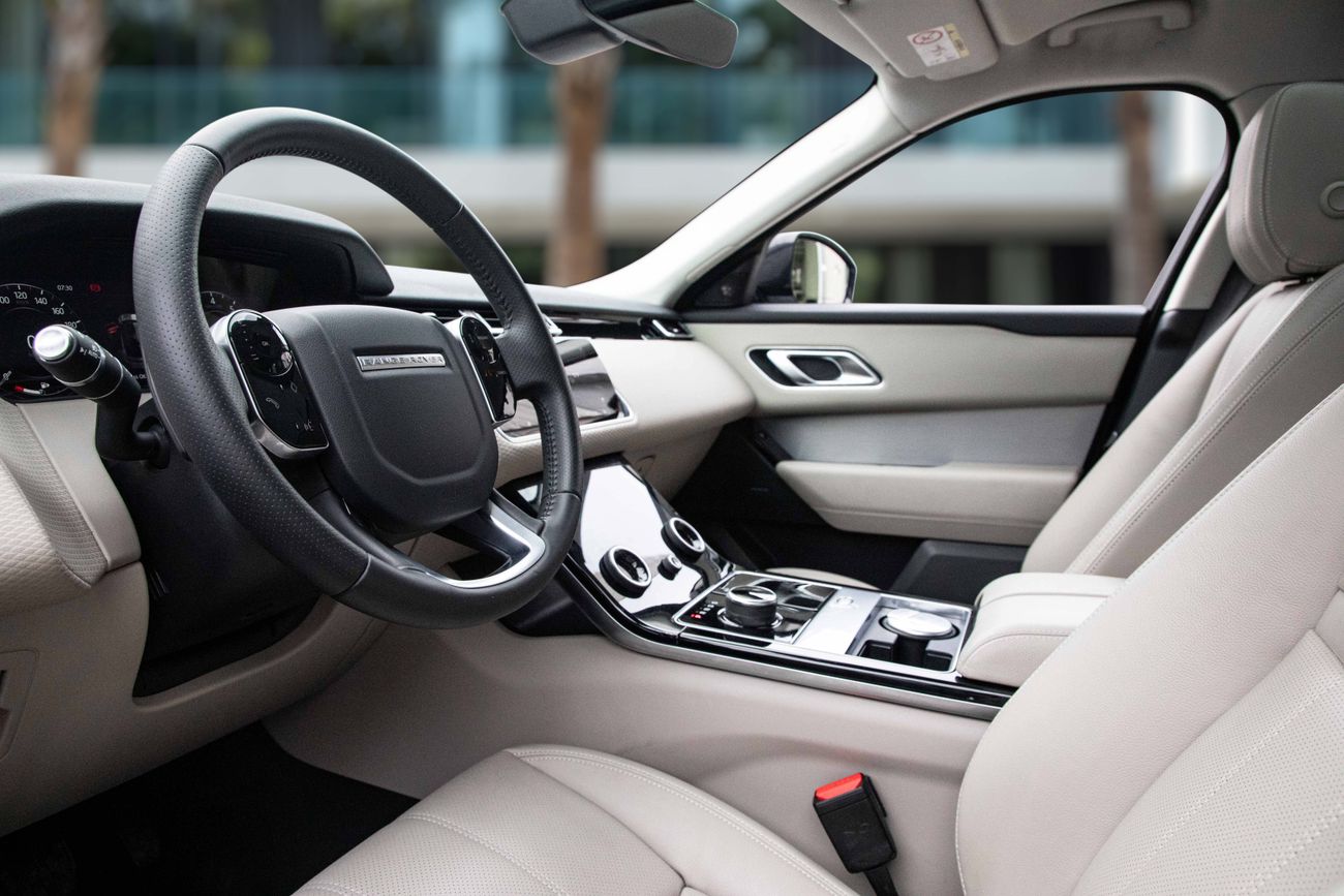 لاند روفر رينج روفر فيلار Range Rover Velar | 2,546 P.M | 0% Downpayment | P250 S | FSH!