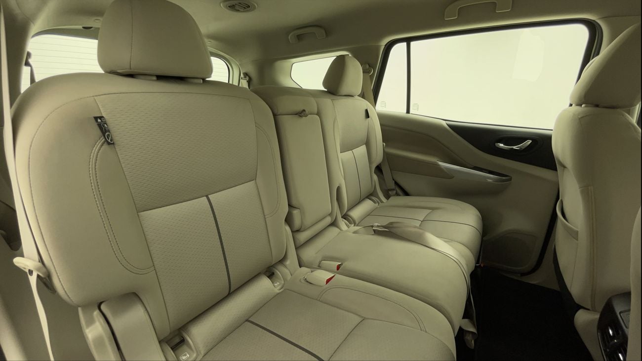 نيسان إكستيرا SE 2.5 | بدون دفعة مقدمة | اختبار القيادة في المنزل