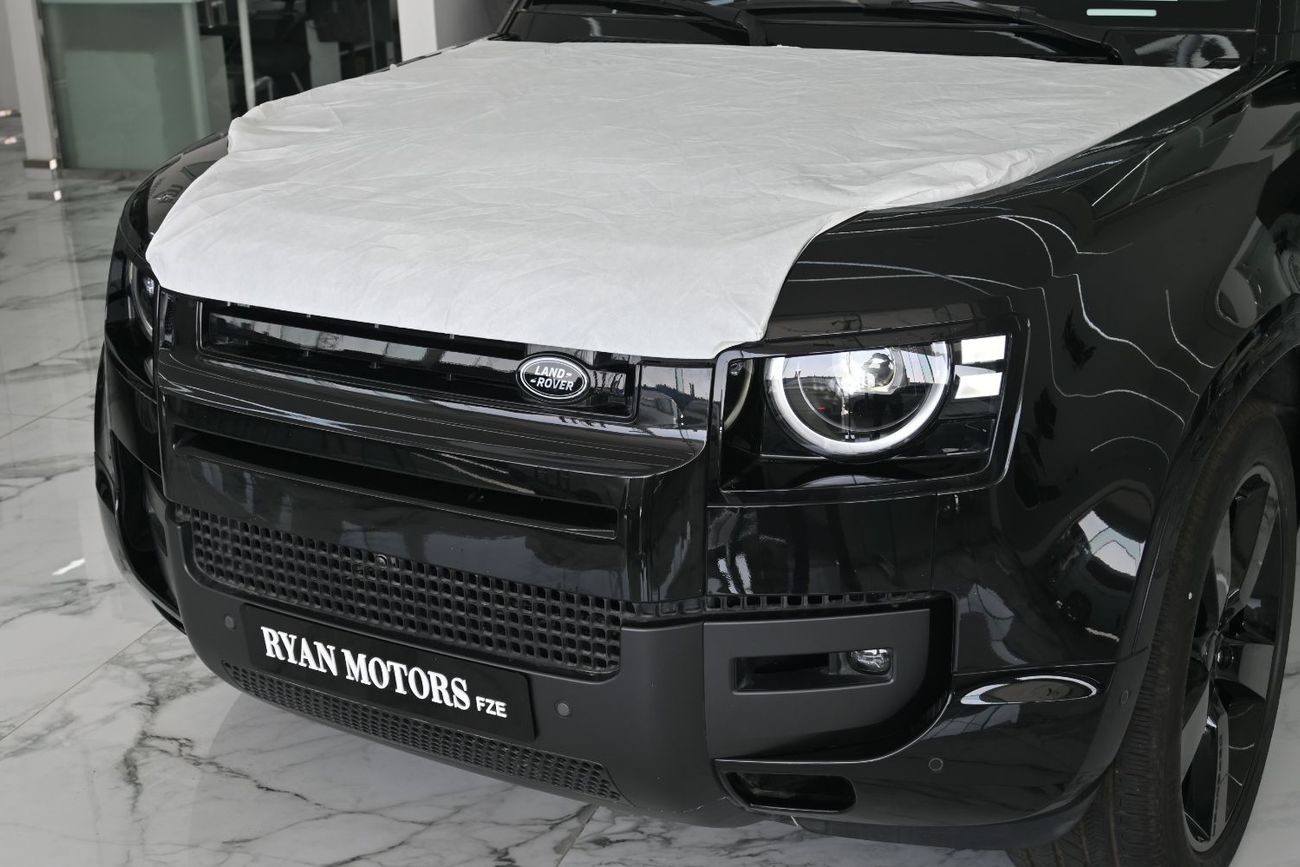 لاند روفر ديفندر Land Rover Defender P400 X-Dynamic HSE, 3.0L Turbo In-Line 6 Cylinder, Model 2026