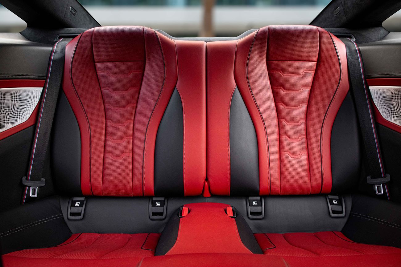 بي أم دبليو 850i 850i | 3,917 P.M | 0% Downpayment | 850I M-SPORT BMW SERVICED LOW MILEAGE! | Ramadan Offer!