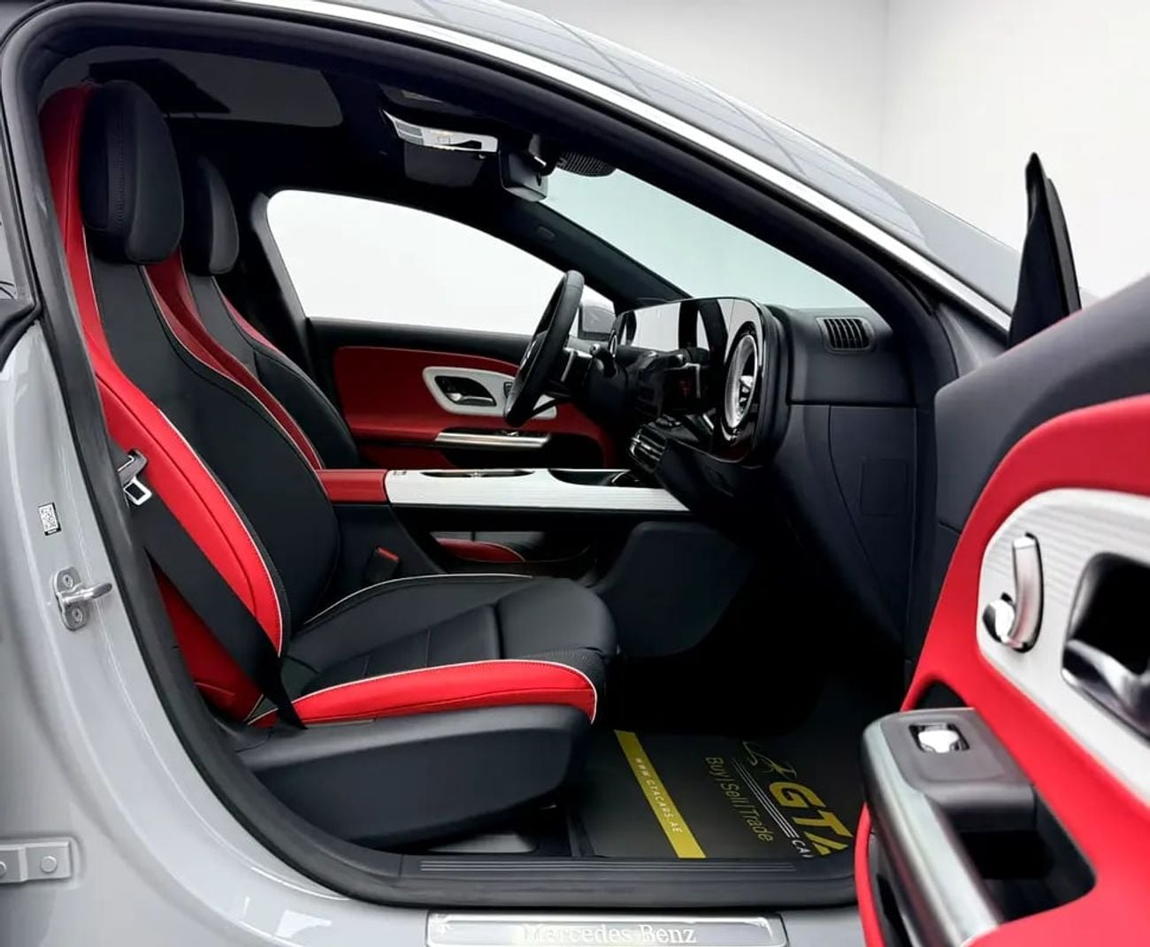 Mercedes Benz CLA 200 CLA200 AMG, Mercedes Warranty, Delivery Kms, Fully Loaded, GCC