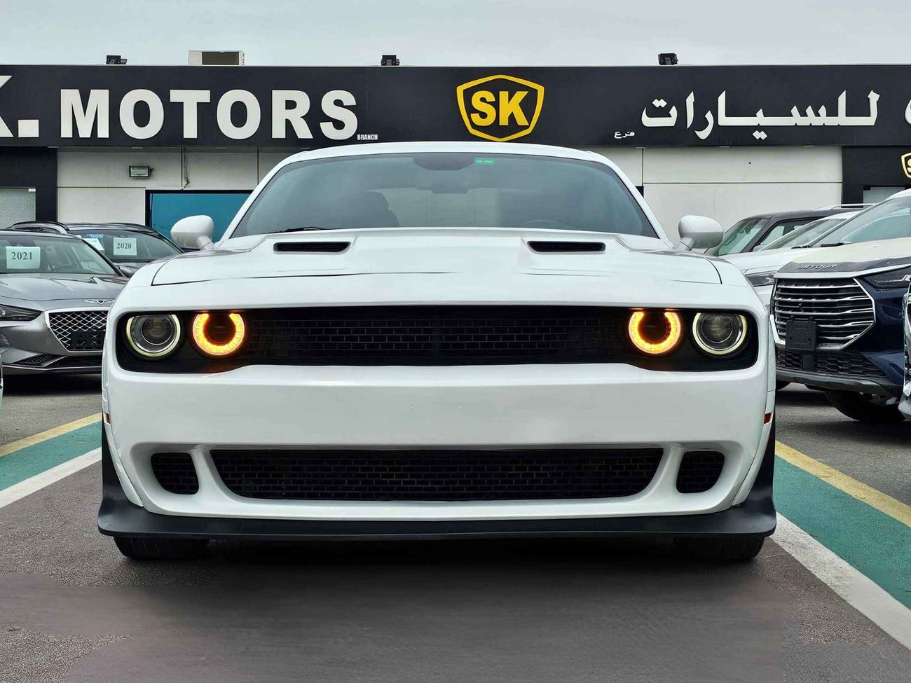 Dodge Challenger SXT V6/ ORG AIRBAG/ WIDE BODY KIT/ CUSTOM EXHAUST/ DVD/ LEATER/ ELECTRIC SEAT/ 806 Monthly/LOT#69514