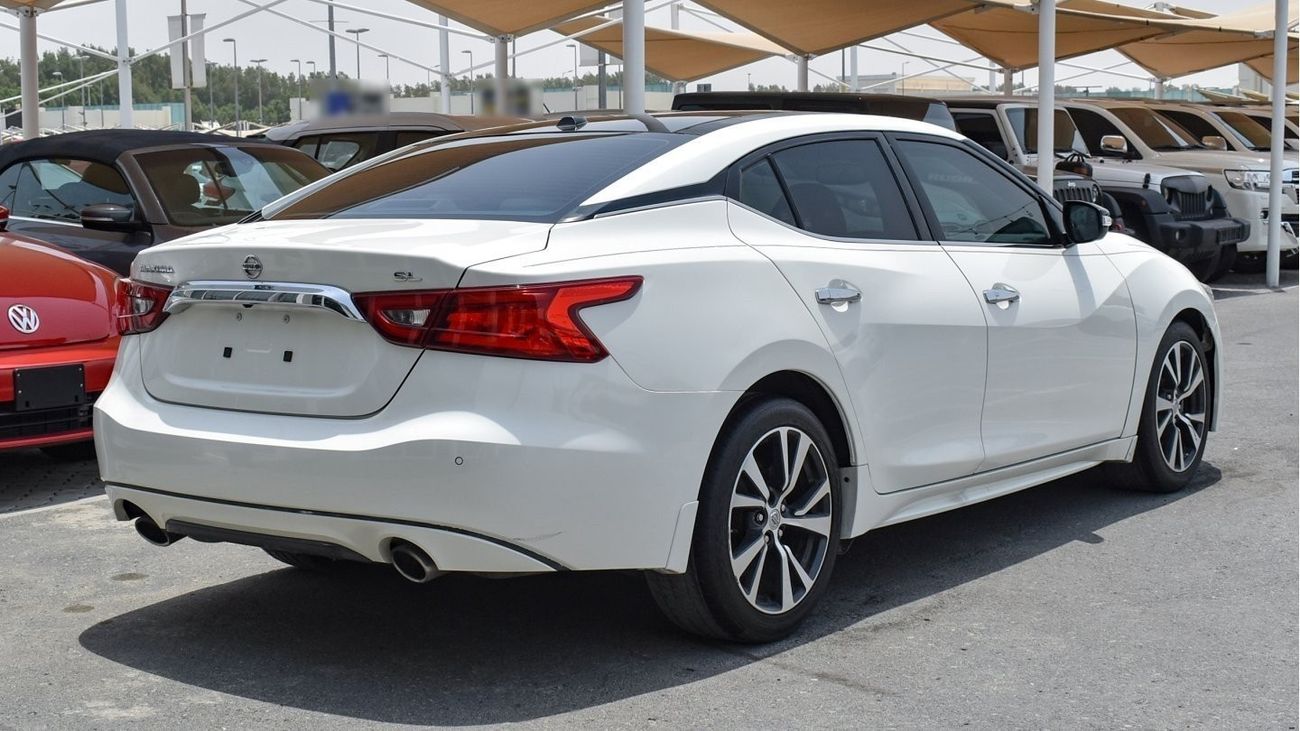 Nissan Maxima SL