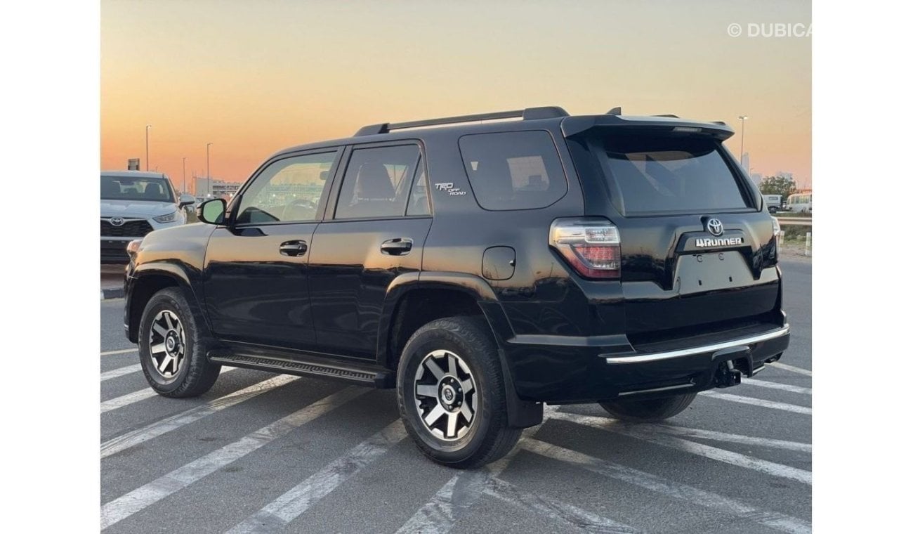 تويوتا 4Runner 2019 Toyota 4Runner TRD Off Road Full Option 4.0L V6 - 4x4 AWD  - Limited Edition Shape - UAE