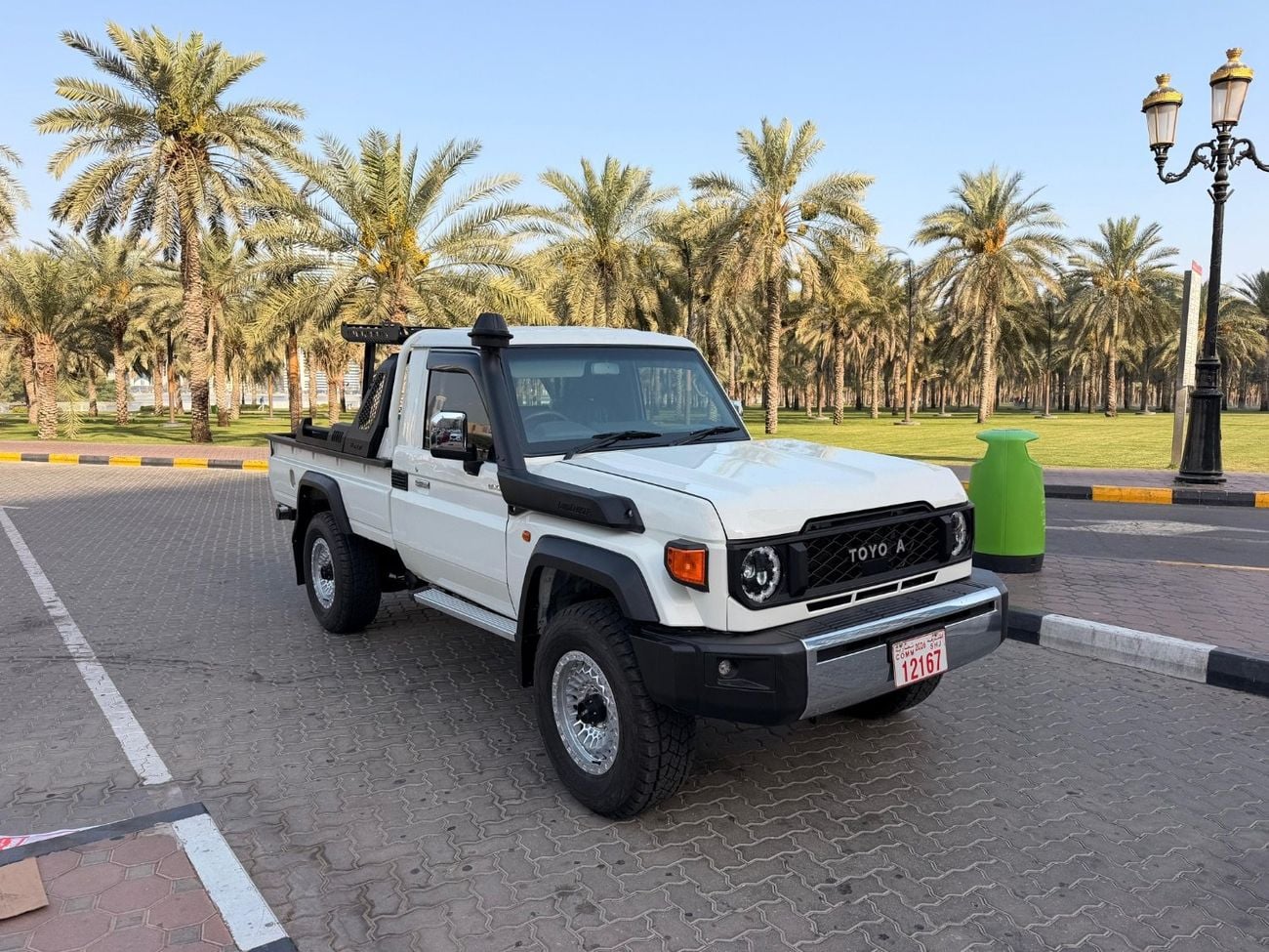 Toyota Land Cruiser GXL with upgrade face