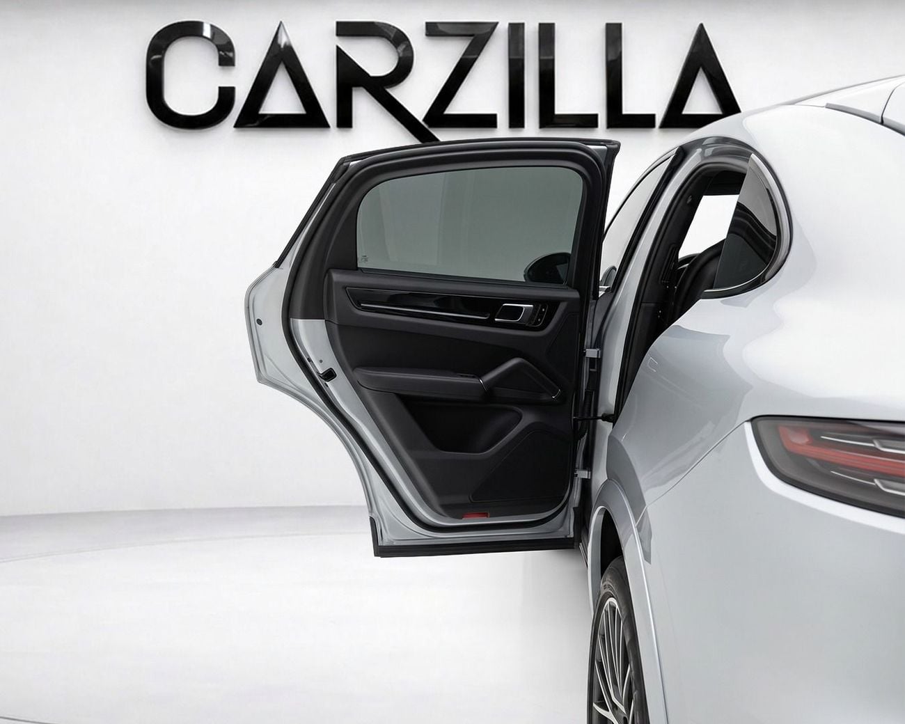 بورش كايان STANDARD l GCC Specs | AED 3,570 / Monthly