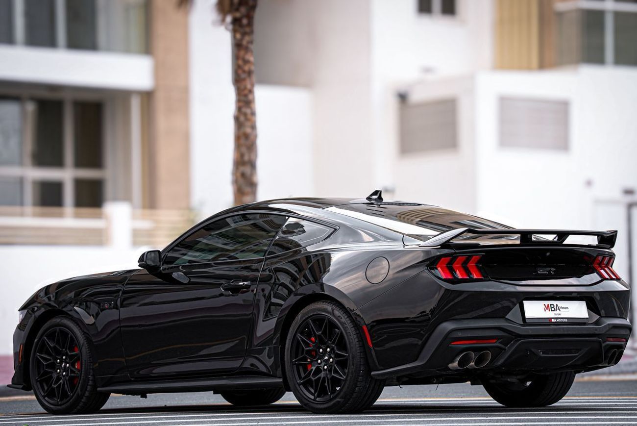 فورد موستانج GT Premium 5.0L (435 HP) Coupe A/T