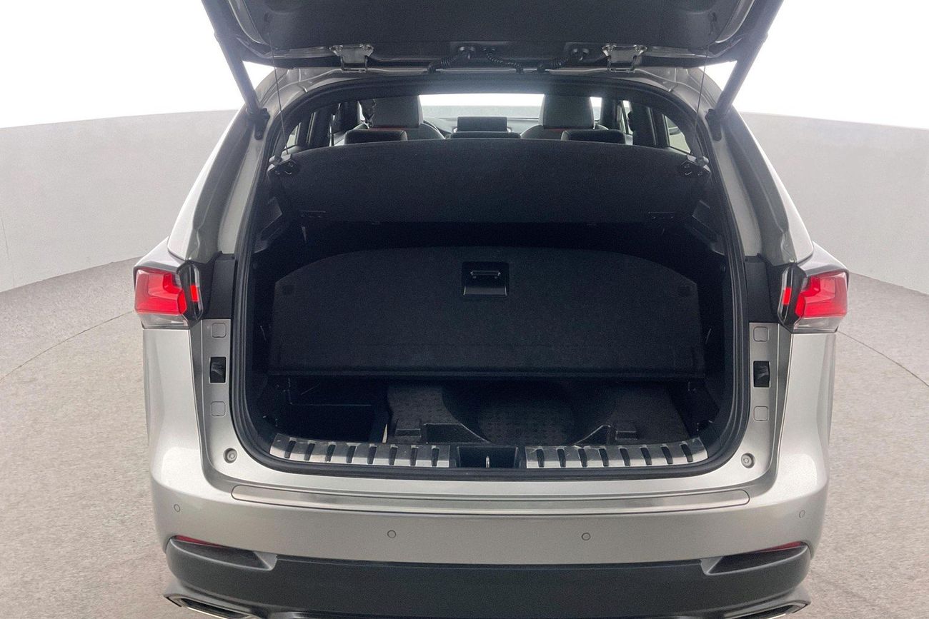 لكزس NX 300 F Sport Platinum | شامل الضمان | 0 ﺪﻔﻋﺓ ﺃﻮﻟﻯ