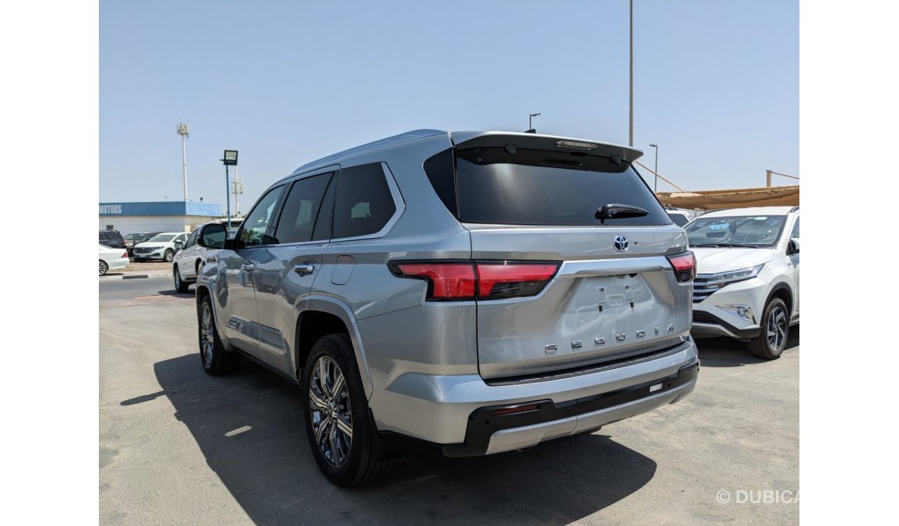 تويوتا سيكويا Capstone Hybrid V6 3.5L Turbo 4wd 7-seater Automatic